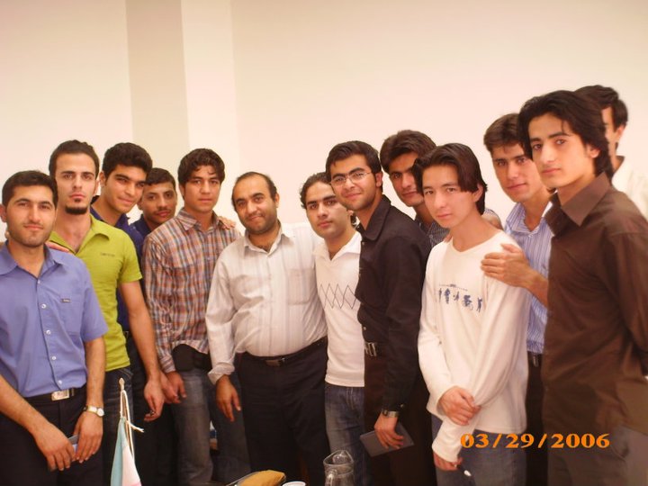 دانشجویان دوست داشتنی حکیم سبزواری